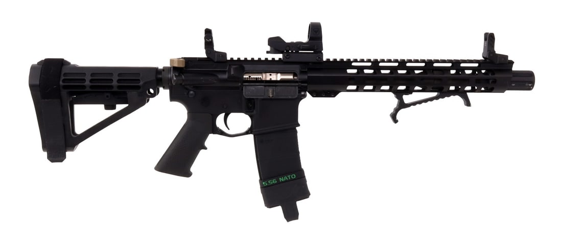 CUSTOM ANDERSON AM-15 5.56 AR-15 SEMI AUTO PISTOL: Custom Anderson Manufacturing AM-15 semi-automatic AR-15 pistol. Barrel length 13.5 inches inclusive of muzzle device. Alloy flat top receiver with Firefield Impact reflex sight, Radian Raptor-LT