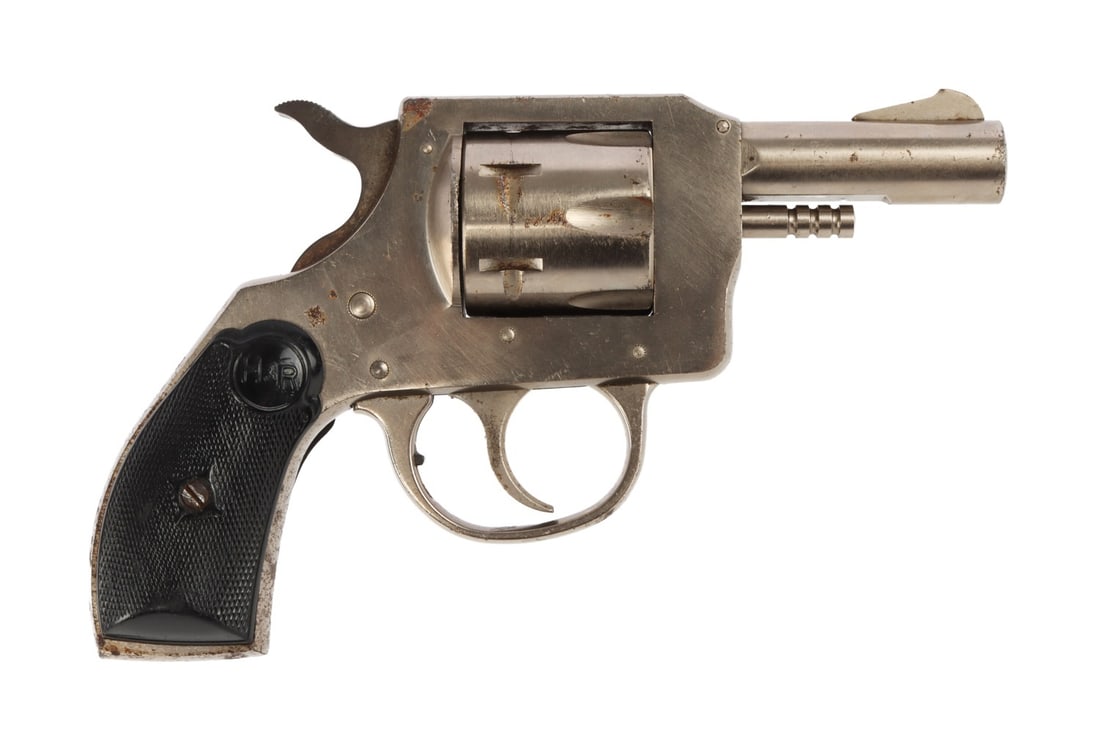 H&R MODEL 733 .32 S&W LONG DOUBLE-ACTION REVOLVER (1 of 9)