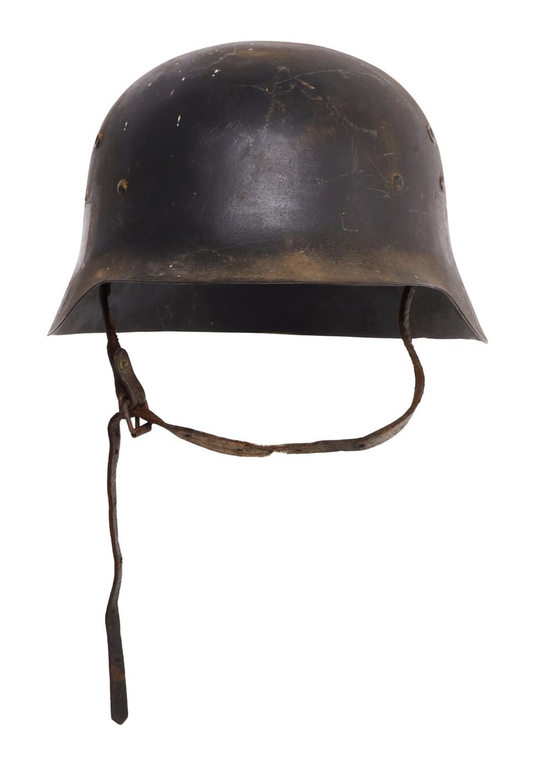 SPANISH MODELO Z M1942 STEEL HELMET (1 of 10)