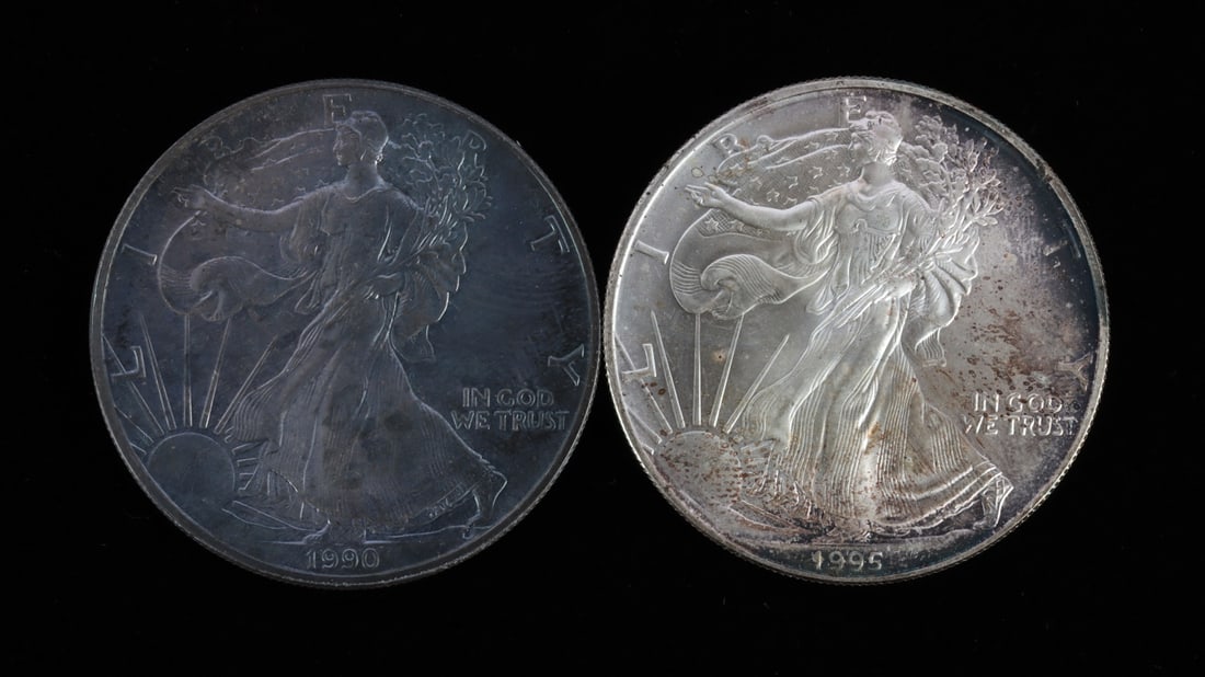 2 US SILVER AMERICAN EAGLES 1990 AND 1995: Brilliant uncirculated. This lot reserved at melt. || Payment & shipping: Accounts without purchase history must pay via Zelle, money order, cashier's check or wire transfer. Items will ship within