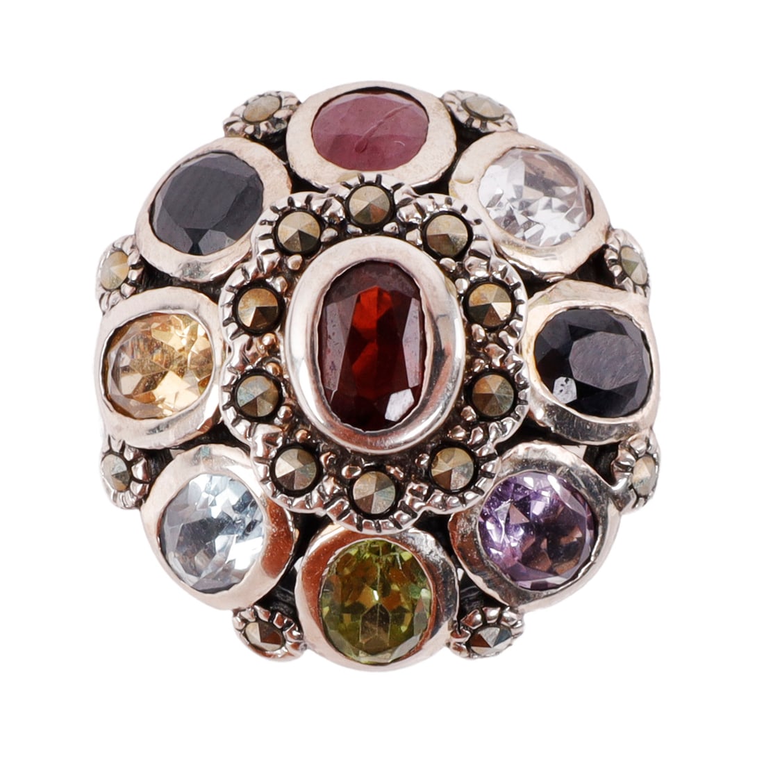 925 STERLING SILVER VINTAGE THAI PRINCESS RING (1 of 7)