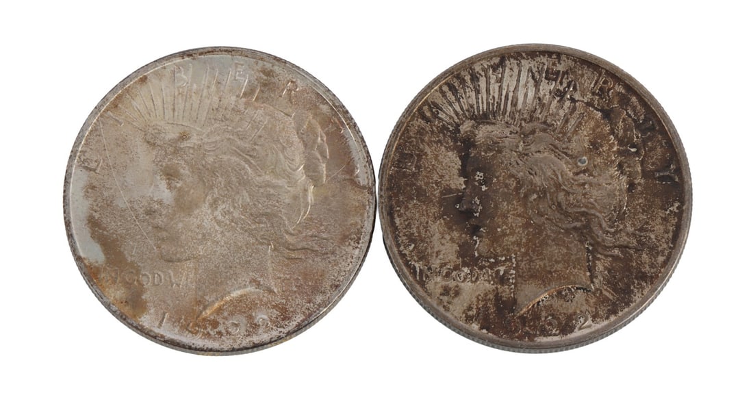 TWO US 90% SILVER 1922 PEACE DOLLARS (1 of 3)