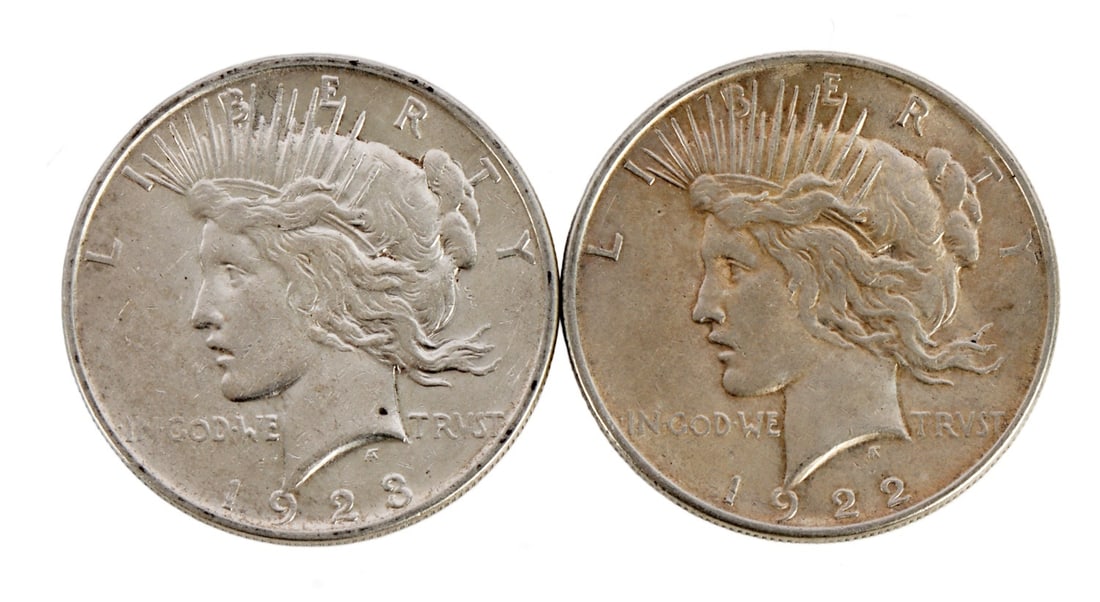 1922 1923 US SILVER PEACE DOLLAR COINS (1 of 3)