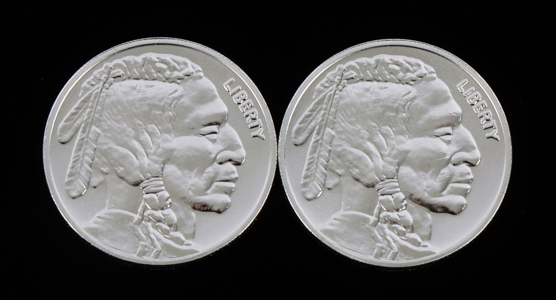 2 ONE TROY OUNCE .999 SILVER BUFFALO ROUNDS: .999 fine silver rounds with Indian head design This lot has a reserve.