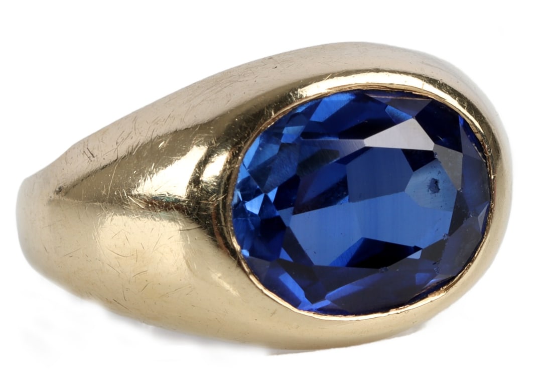 10KT YELLOW GOLD BLUE SAPPHIRE RING (1 of 7)