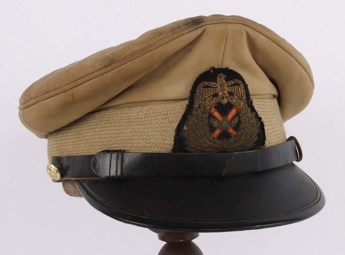 COLD WAR KUWAITI ARMY VISOR: A visor cap for the Kuwaiti Army. Maker Doucew's. Size 7 1/8.