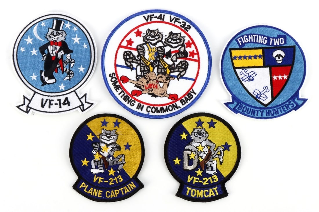 US NAVY STRIKE FIGHTER SQUADRON PATCH LOT OF 6: Lot of six (6) US Air Force uniform insignia patches. VF-14, VF-41 & VF-32, Something in Common, Baby, VF-2 Bounty Hunters, VF-213 Tomcat, VF213 Plane Captain.