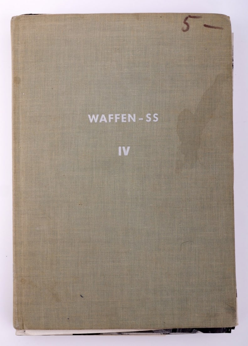 WWII GERMAN THIRD REICH PILOTS MANUAL: A copy of "Der Flugzeugfuhrer: Ein Handbuck fur die Ausbildung" (The Pilot: A Handbook for Education."