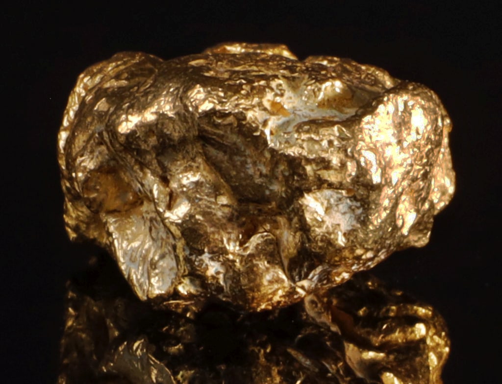 9.2 GRAM AUSTRALIAN GOLD NUGGET (1 of 2)