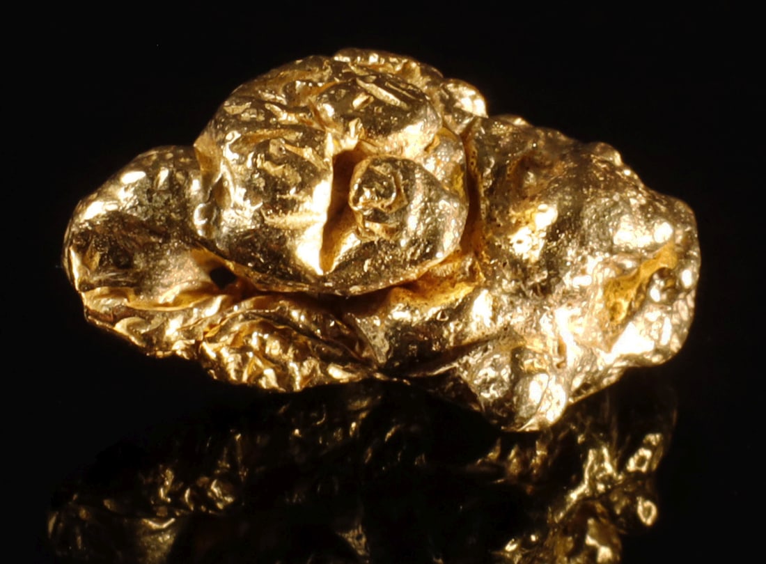 4.6 GRAM AUSTRALIAN GOLD NUGGET (1 of 2)
