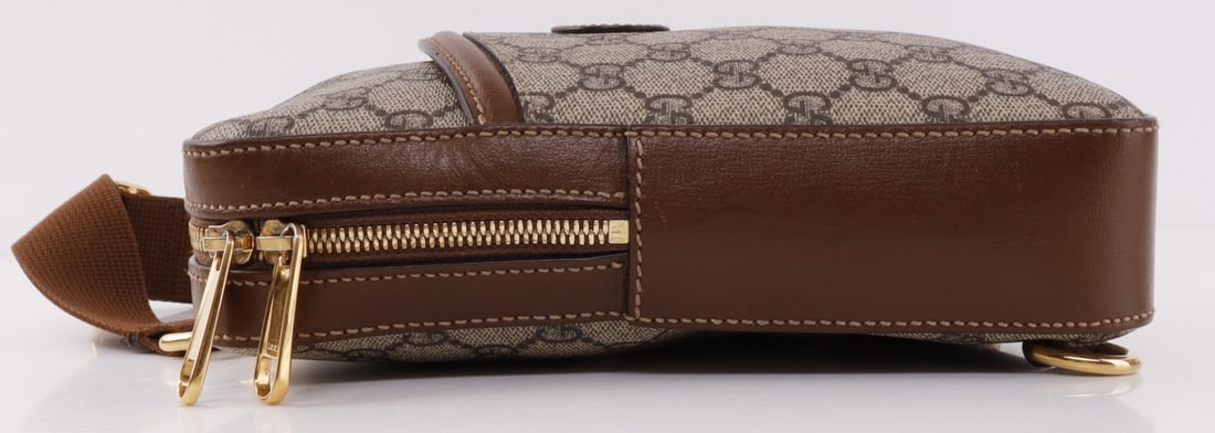 GUCCI INTERLOCKING G PATCH SLING BAG - 4