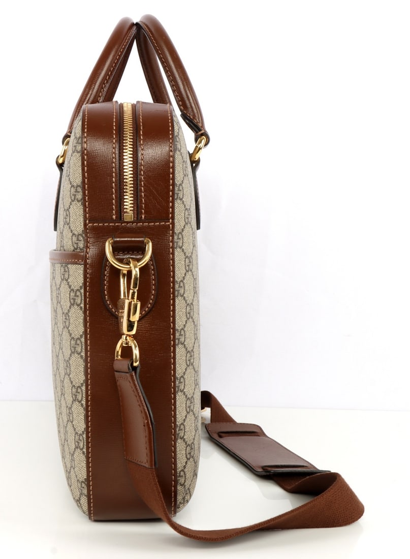 GUCCI INTERLOCKING G PATCH SLING BAG - 5