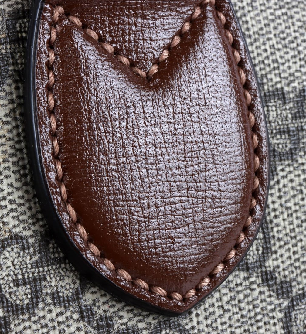 GUCCI INTERLOCKING G PATCH SLING BAG - 7