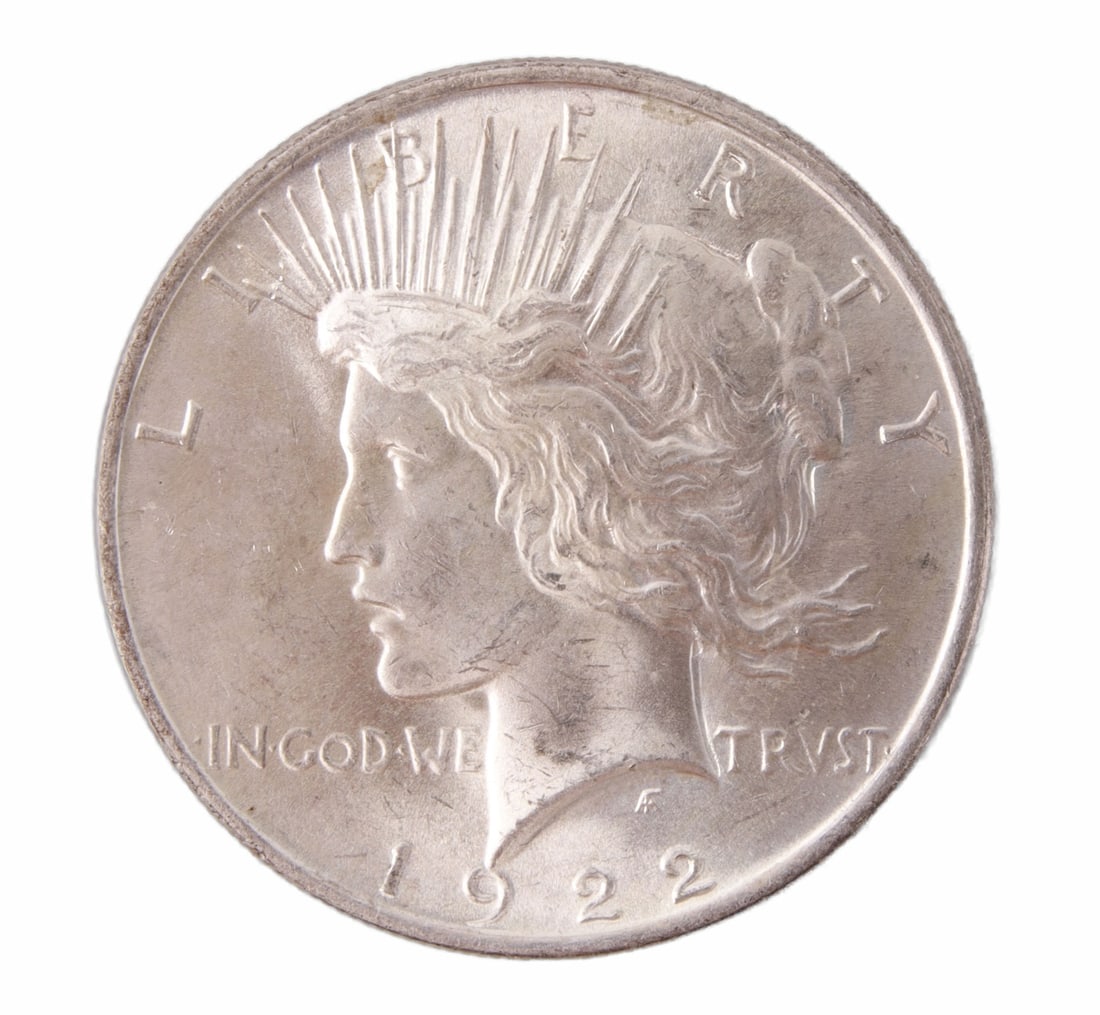 ONE 1922 PEACE DOLLAR MINT STATE BU: One 1922 Peace Dollar, Philadelphia mint without mint mark. This lot has a reserve.