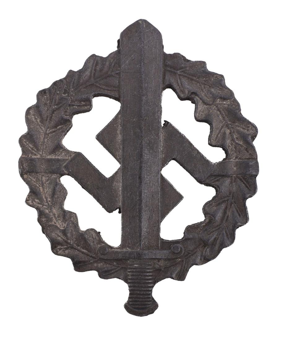 WWII GERMAN THIRD REICH SA SPORTS BADGE (1 of 4)