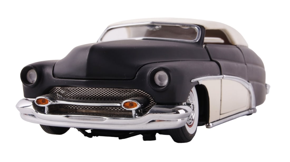 1951 MERCURY CUSTOM MODEL FROM THE DANBURY MINT (1 of 8)