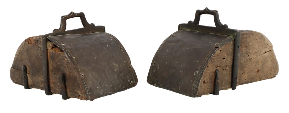 SPANISH COLONIAL CONQUISTADOR STIRRUPS (1 of 14)