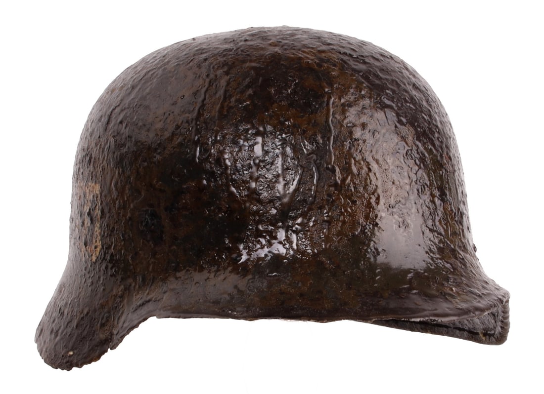 WWII GERMAN BATTLEFIELD FIND DOUBLE DECAL HELMET: M30 stahlhelm. Retains liner band and decals. This lot has a reserve.