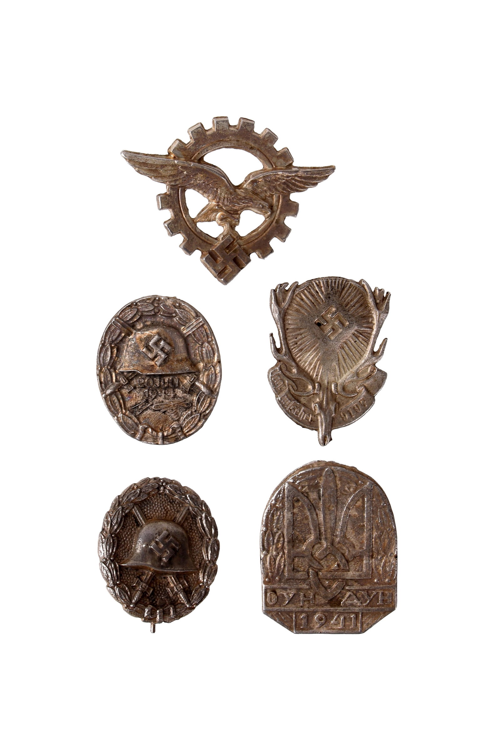 5 Badges Wound and Hunting WWII German Reich: A set of five (5) badges from the German Third Reich. 1) Master aircraft badge. 2) Organization of Ukrainian Nationalists badge. 3) Wound badge. 4) July 20 Wound Badge. 5) Hunting society/jagerschaft 