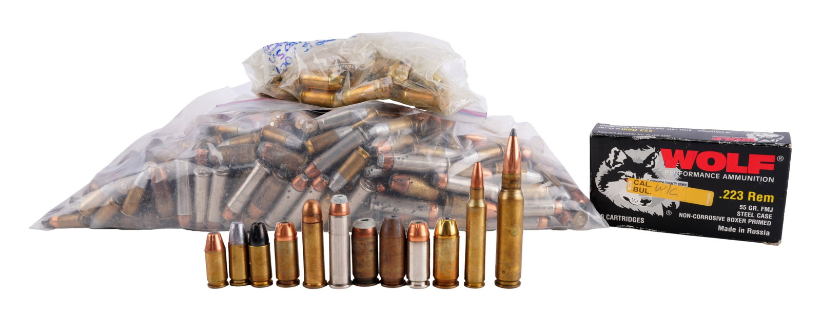 21+ Pounds Loose Mixed Rifle & Pistol Ammo: Lot of loose mixed rifle and pistol ammunition. Gross weight 21 pounds, 10 ounces. No international shipping. Sold as-is.