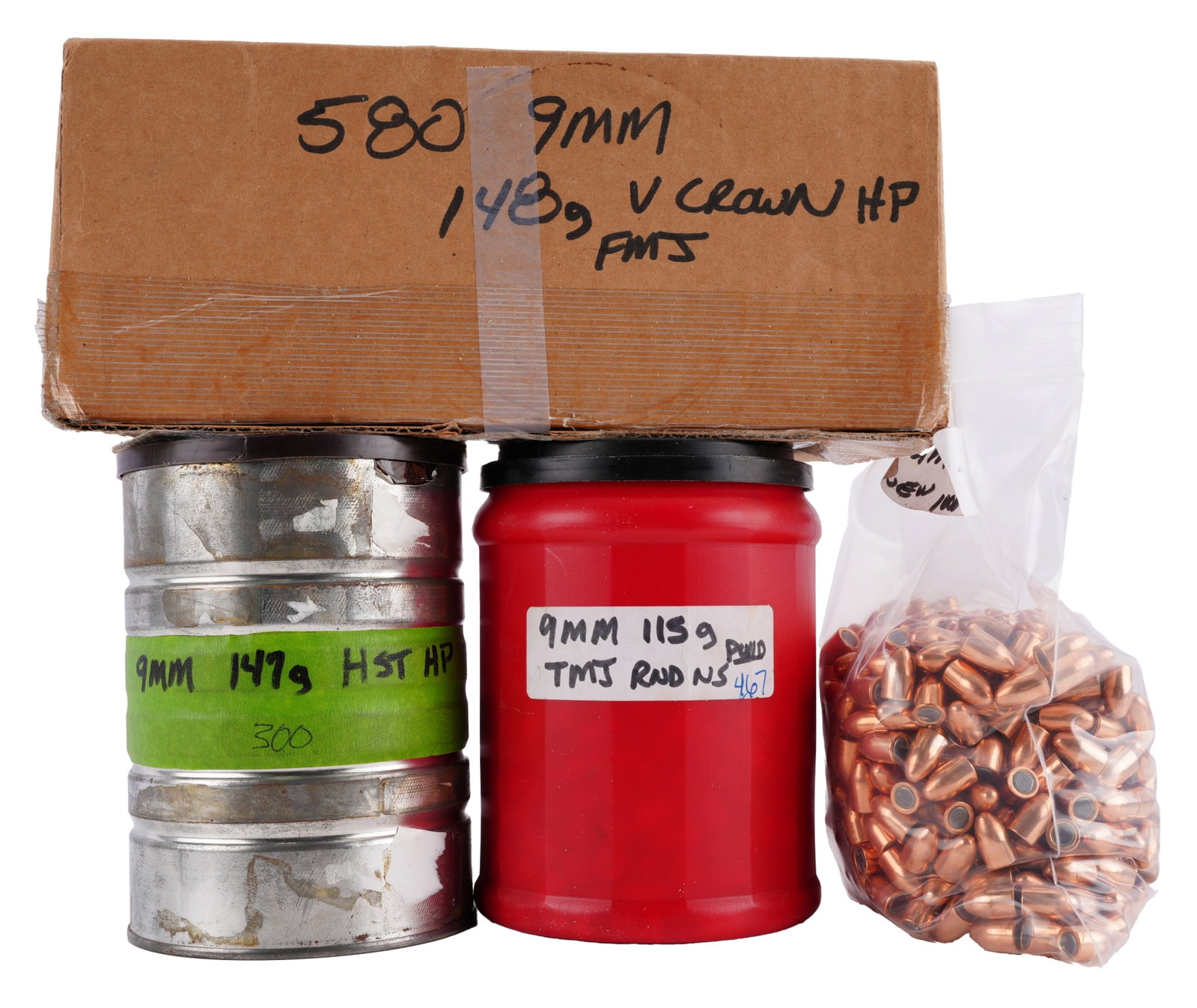 35 Lbs. 9mm Bullet Tips for Reloading FMJ & JHP: Lot of approx. 1000ct 9mm bullet tips. Includes 147gr HST, 115gr TMJ RN, 146gr V-crown HP and 115gr FMJ. Gross weight 36 pounds, 11 ounces.