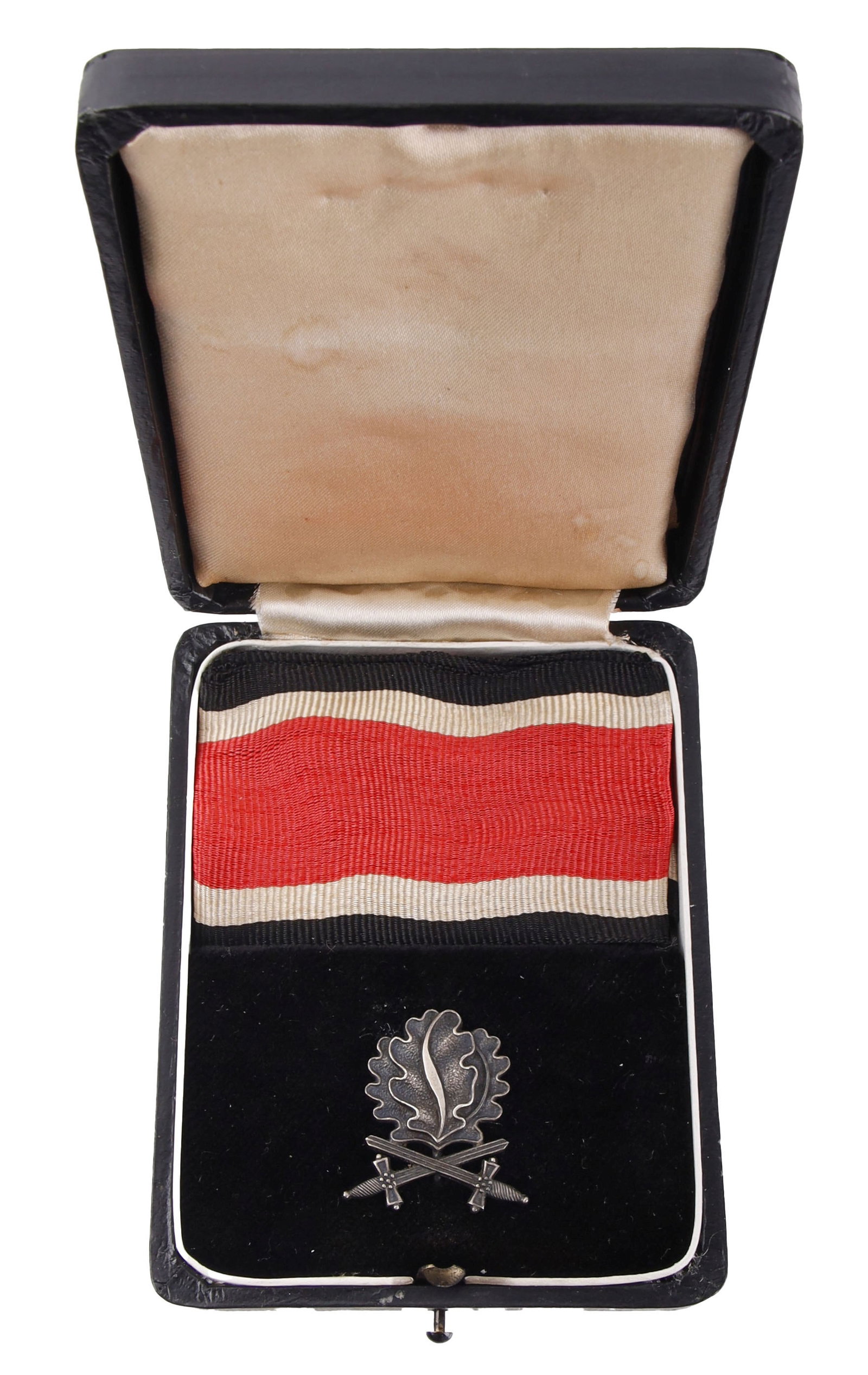 Godet Oak Leaves with Swords for Knight's Cross: Oak Leaves with Swords for the Knight's Cross of the Iron Cross. Includes case and ribbon. Reverse marked "900" and "21" (Godet). Oak Leaves weight 7.6 grams. Width 1.019 inches. Height 1.125 inches.