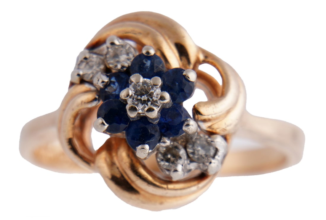 Diamond Topaz Vintage Flower Ring 14K Yellow Gold: Vintage flower ring 14k yellow gold with 5 diamonds and 6 topaz stones. Diamonds measure 2.51mm in diameter. Topaz measure 2.19mm in diameter. Stamped 14K. Size 6. This lot has a reserve.