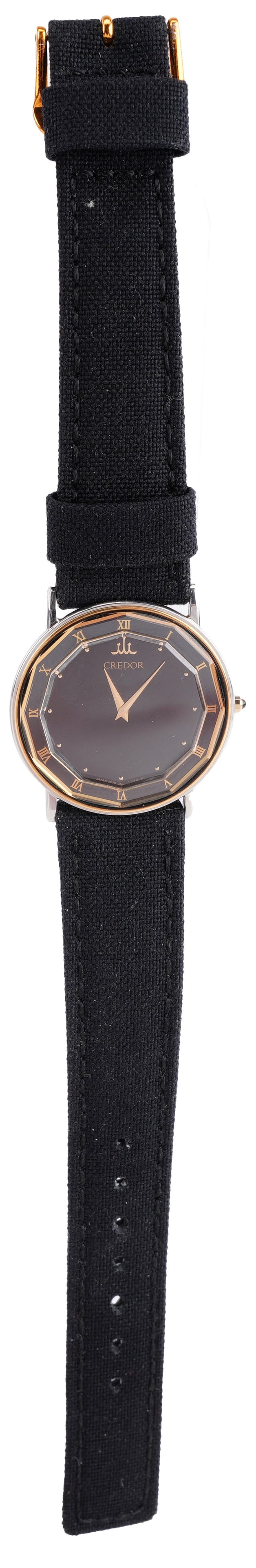 Seiko Credor 2F70-0300 18K Gold Wristwatch: A late 20th-century luxury dress watch from Seiko?s premier 'Credor' line, reference model 2F70-0300. This ultra-thin quartz watch features a refined 18K yellow gold lining highlighting the bezel, pai