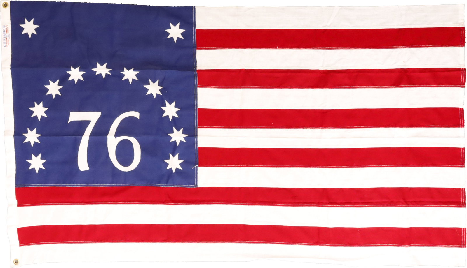 Thirteen Star Betsy Ross US Bicentennial Flag (1 of 5)