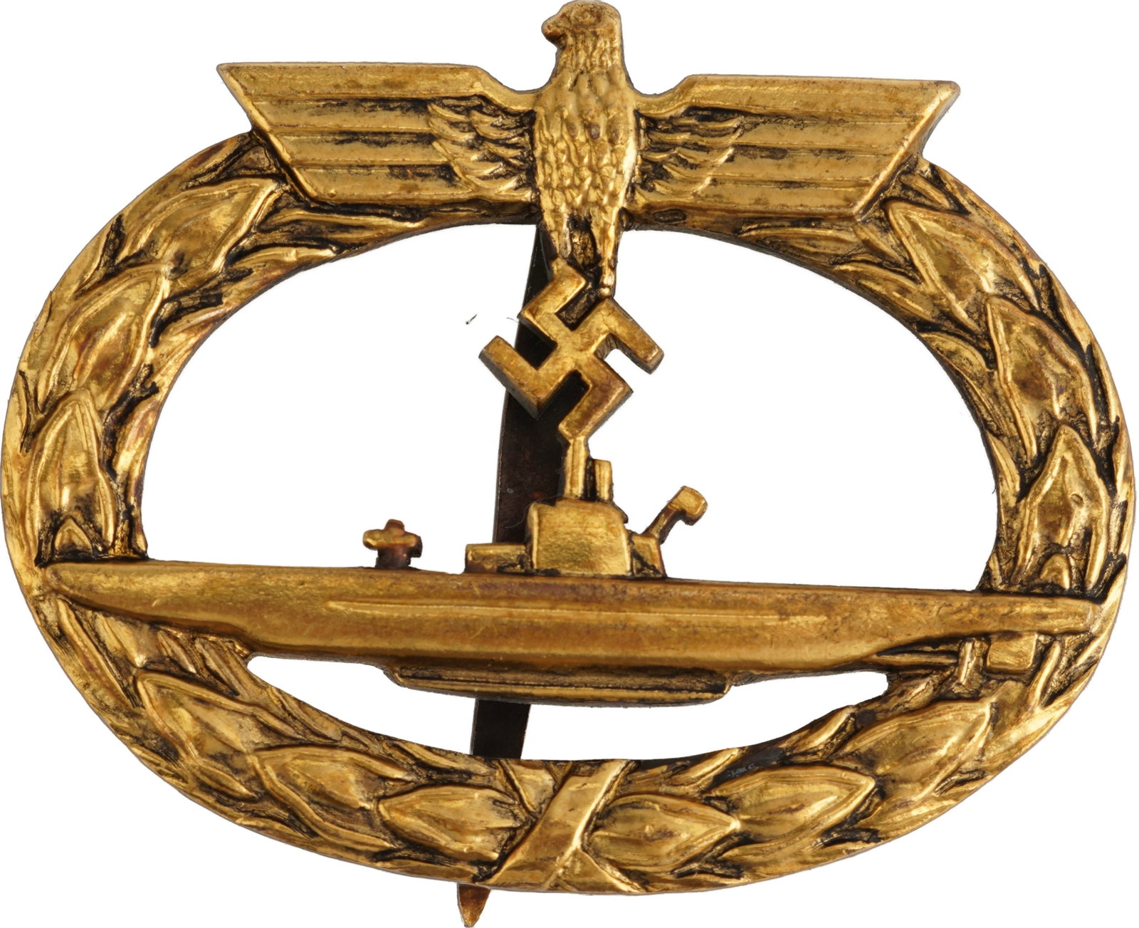 WWII Kriegsmarine U-Boat German Badge: WWII Kriegsmarine U-Boat German Badge. Brass construction. Reverse marked C.E. Juncker Berlin. Measures 1 3/4 inches. This lot has a reserve.