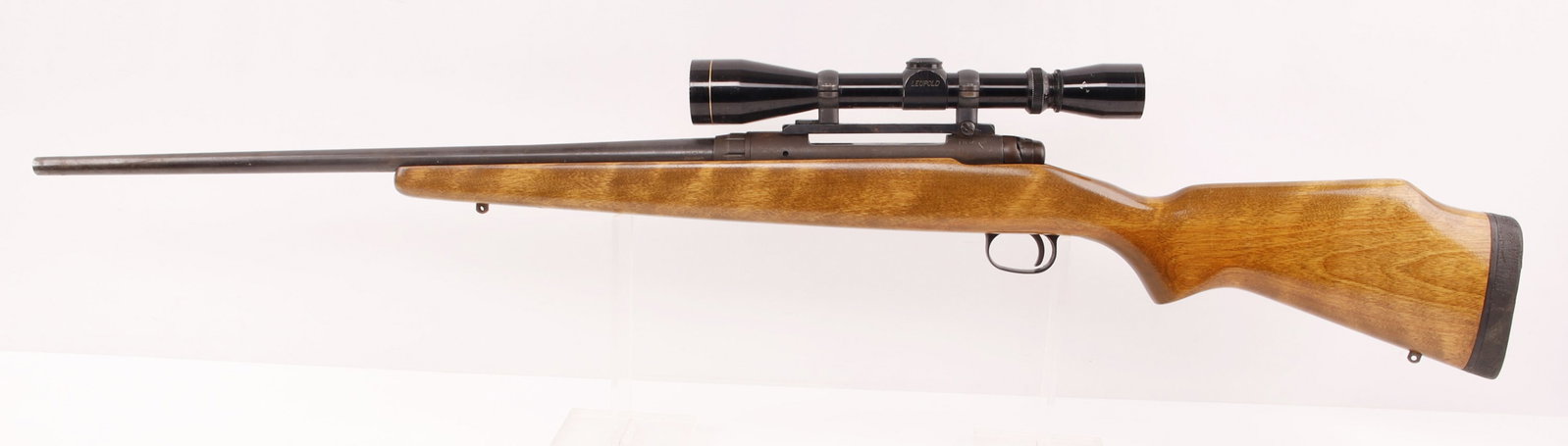 Savage Model 110E .270 Win with Leupold Vari-X IIc (1 of 8)