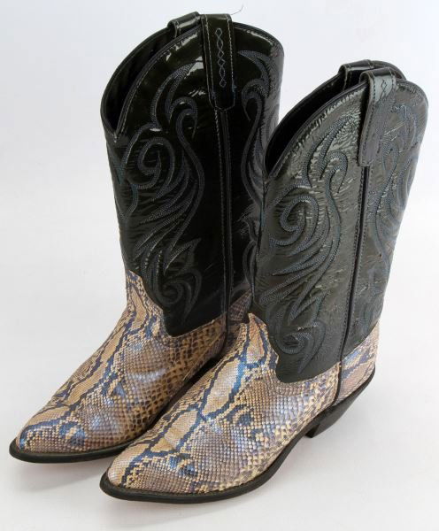 GREEN WITH SNAKE SKIN CODE WEST BOOTS SZ 7M: These boots are made of a green leather shaft with snake skin bottoms. Made in USA size 7M. Lightly worn overall in very good condition.