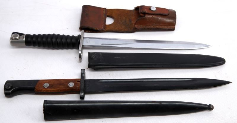 SPECIAL OPS STILETTO FIGHTING KNIFE J NOWILL & SON: Farbairn-Sykes style stiletto fighting knife, by J Nowill & Sons, Sheffield, England. Broad arrow mark on quillon. Excellent to near new condition.