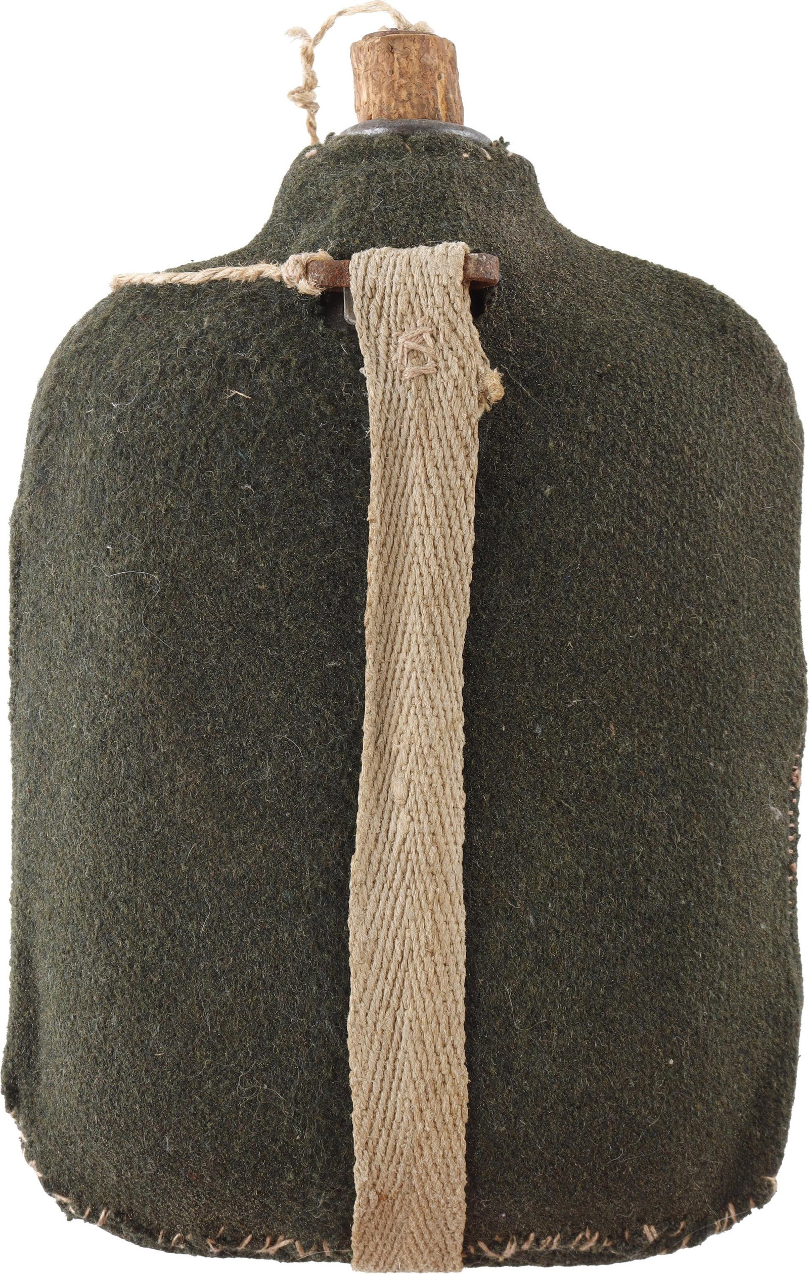 Italian Model 1907 Borraccia Canteen WWI: A Model 1907 Italian borraccia canteen. Stopper intact, strap intact, and green felt cover intact. 6x9 inches. Origin: Italy