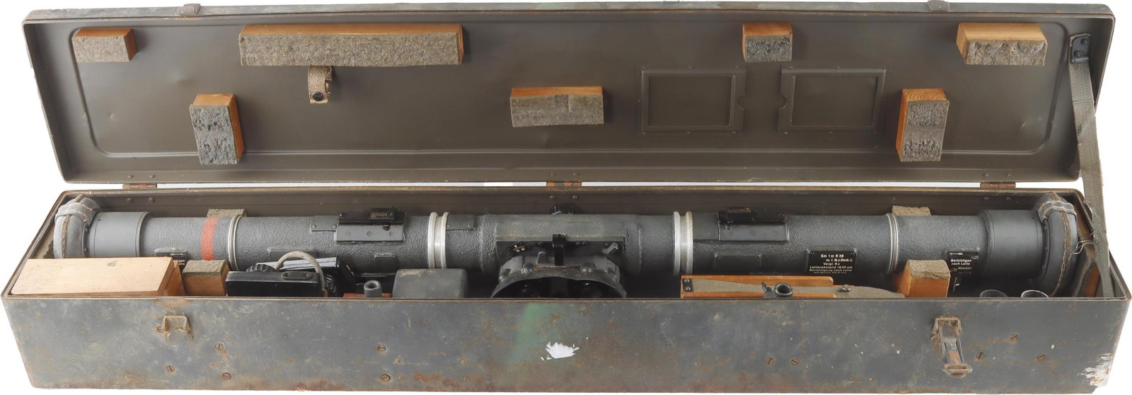 WWII German Em 1m R36 Rangefinder with Papers (1 of 6)