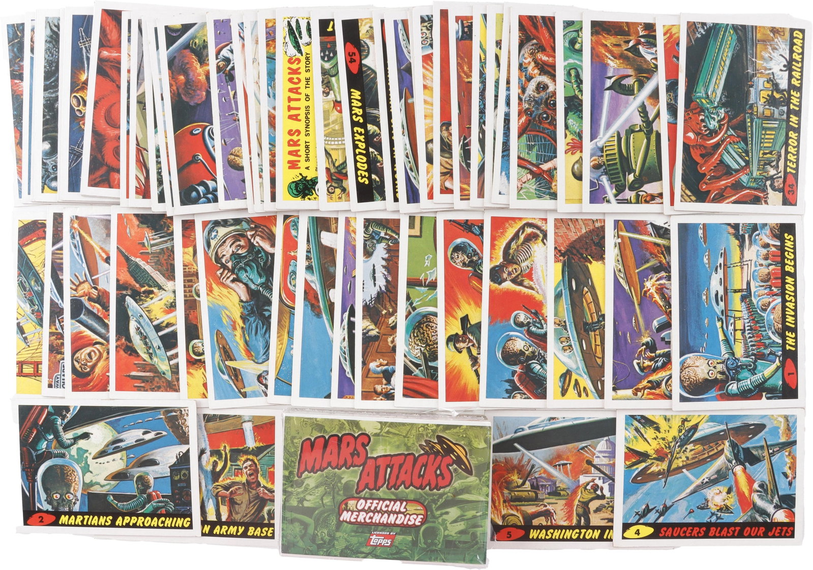 Topps Mars Attacks card set with deleted scenes (1 of 5)
