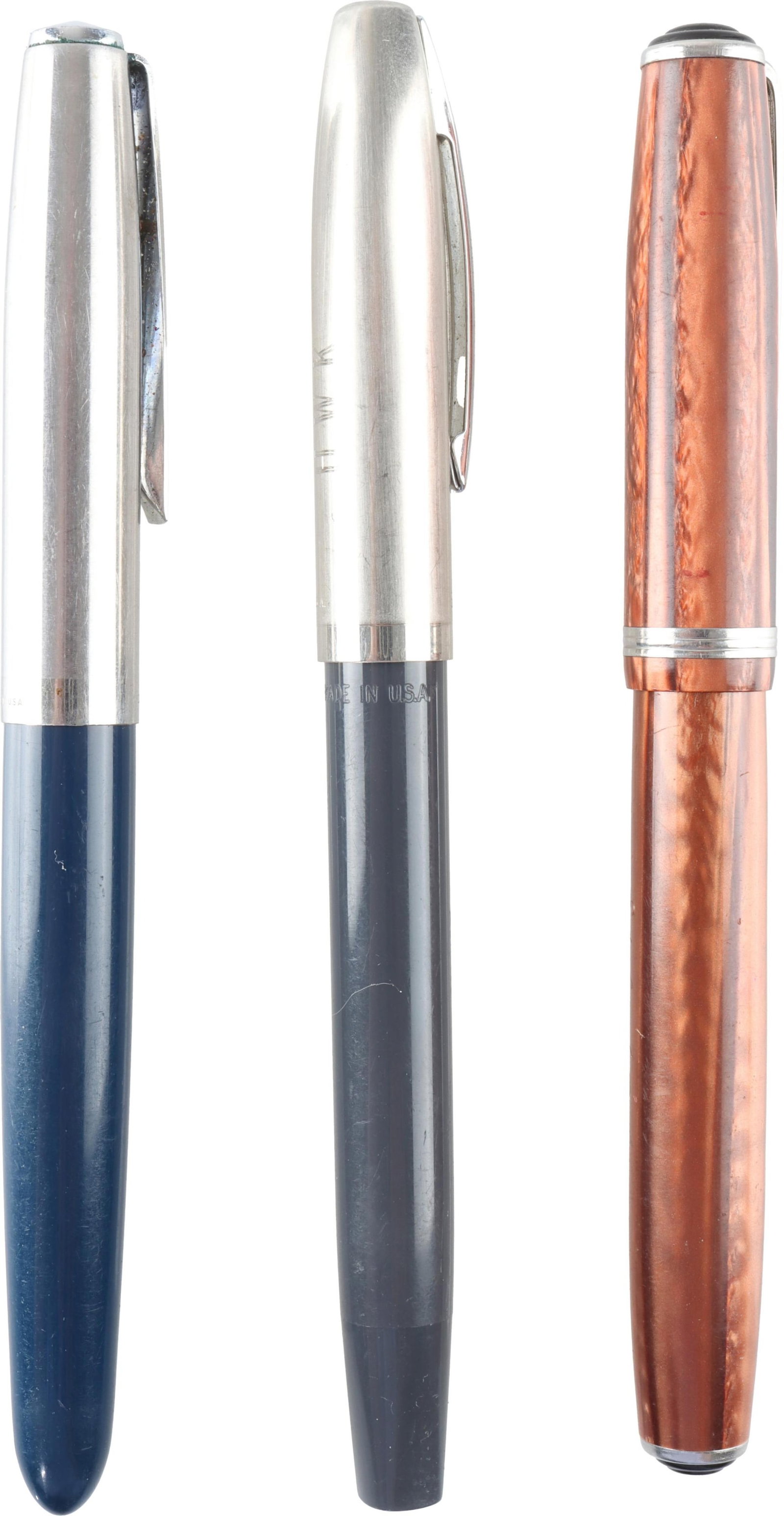 Vintage Parker 21 Mark II Fountain Pen Lot of 3: Lot of three (3) vintage capped fountain pens. Includes vintage Parker 21 Mark II in navy blue, Esterbrook J in Pearl Copper (OAL 126mm) with 2556 nib, and Sheaffer Imperial II in grey.