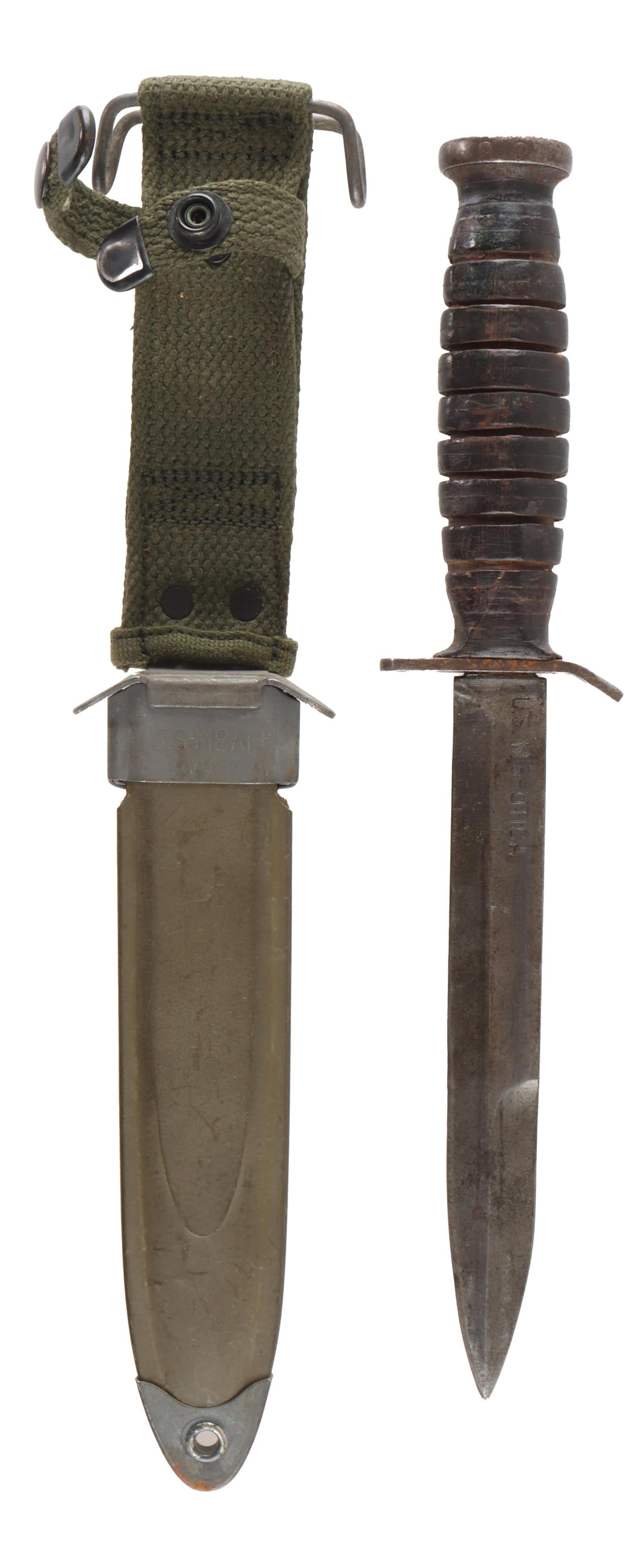 WWII Original US M3 Utica Fighting Knife (1 of 4)
