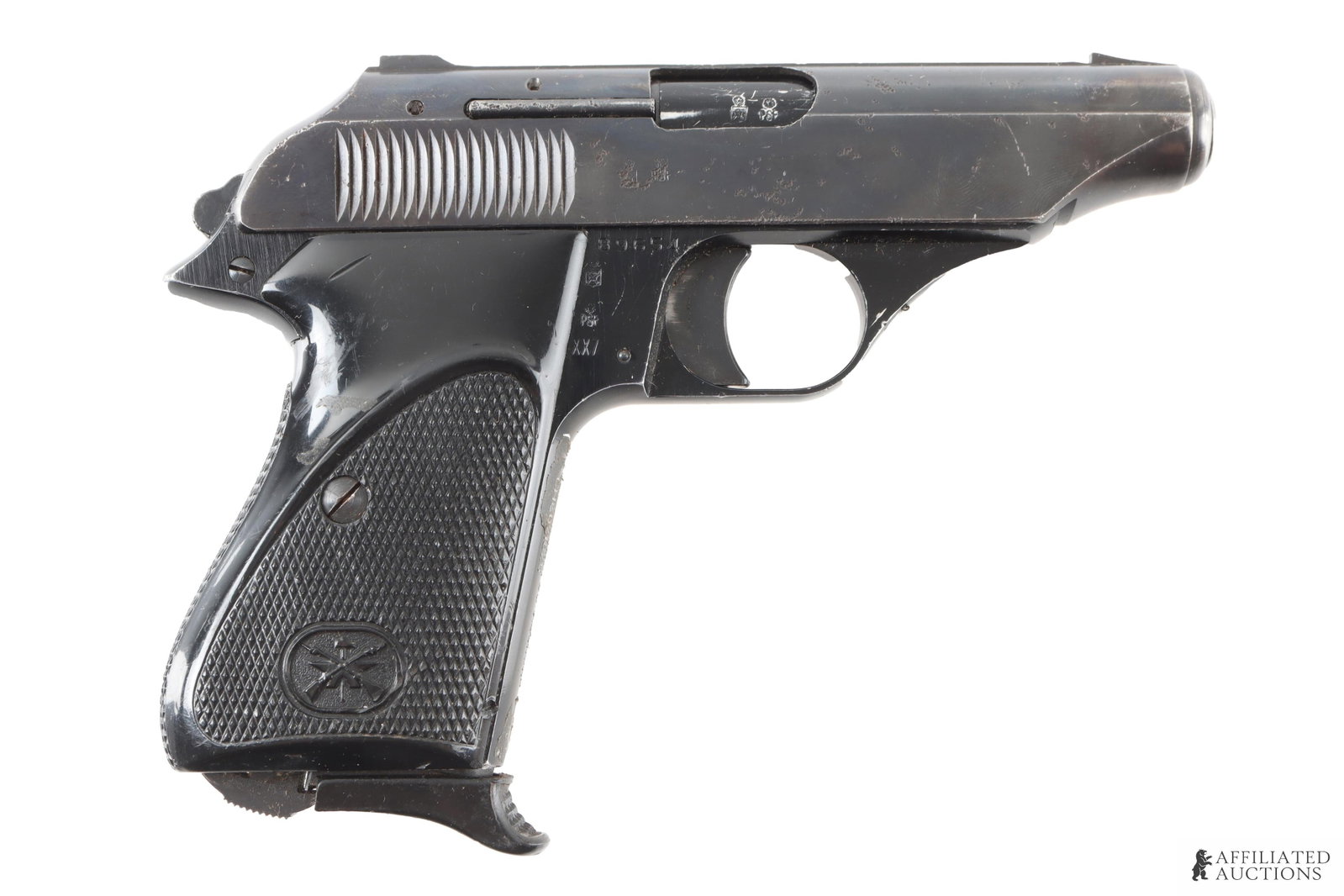 Bernardelli Model 60 .32 ACP Semi Auto Pistol (1 of 7)