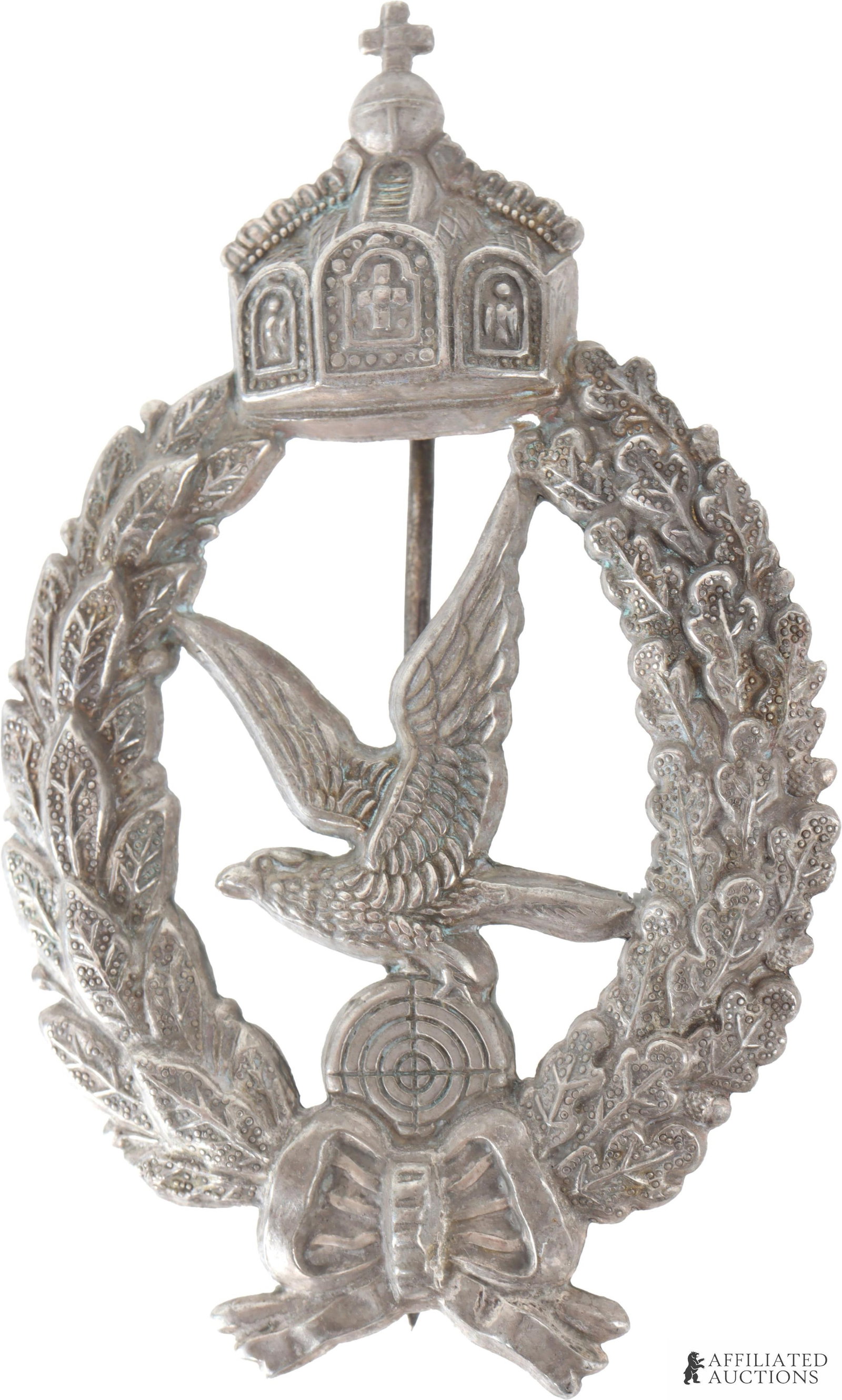 WWI German Air Gunner Badge Imperial German: Stamped type with imperial crown, laurel leaves, and oak leaves. Thin pin with C catch. It measures 73mm. | This lot has a reserve.