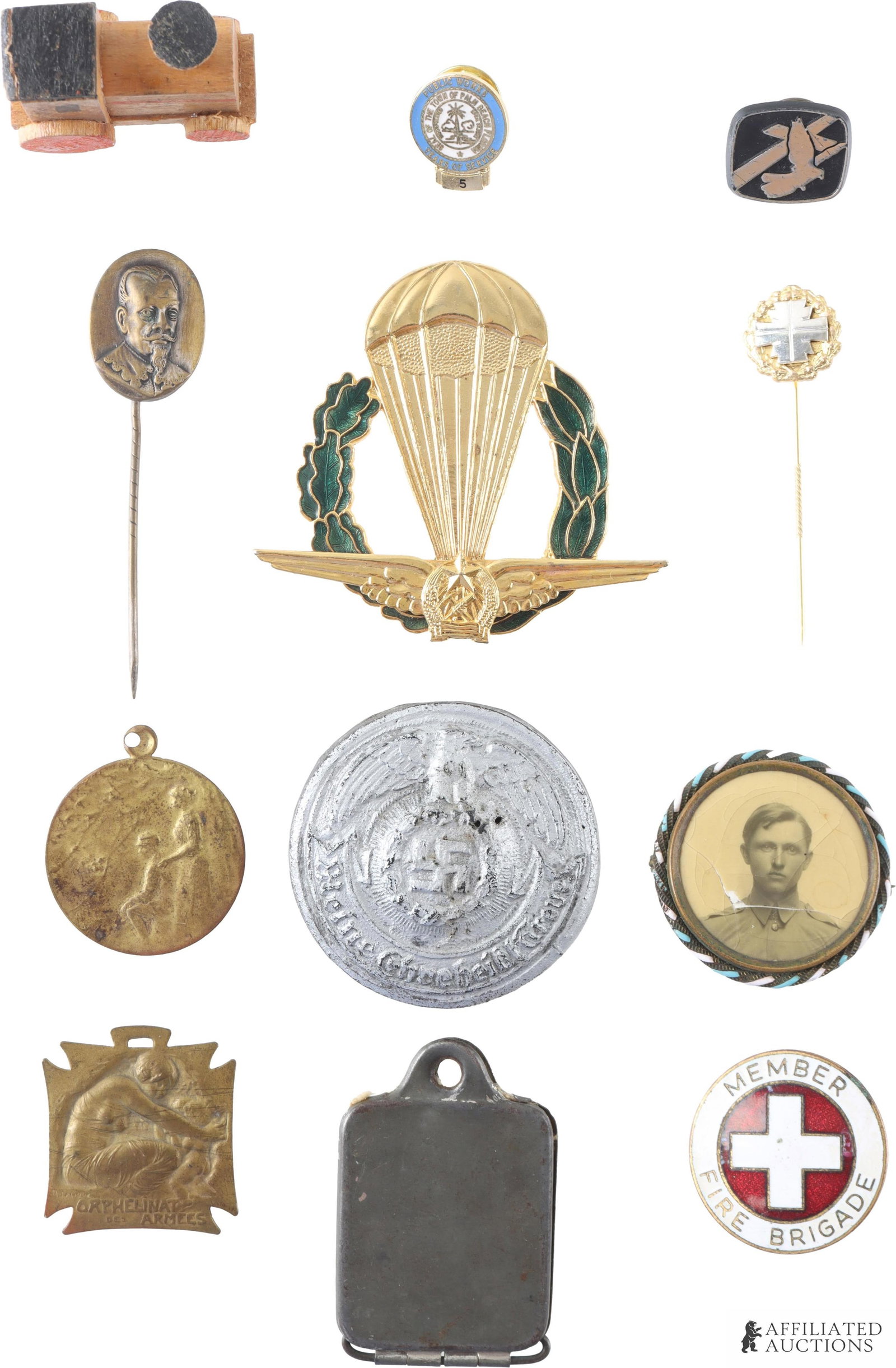 12 Miscellaneous Pins and Small Items (1 of 3)