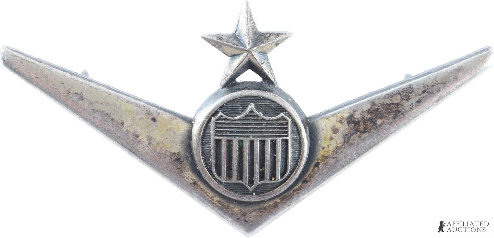 USAF ROTC Flight Pilot Badge With Star (1 of 2)