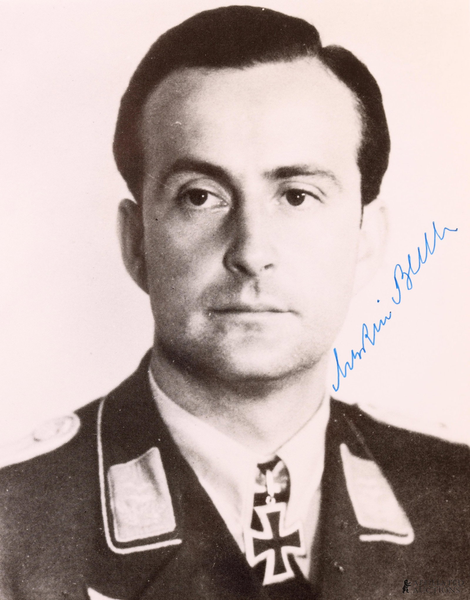 WWII German Fighter Ace Martin Becker Autograph (1 of 2)