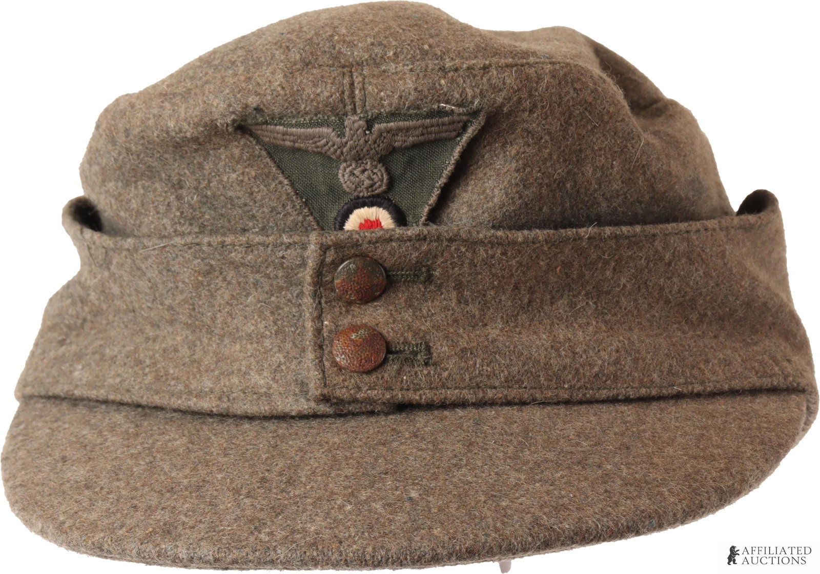 WWll German Heer M43 Field Cap: WWll German Heer m43 field cap, size 56, unauthenticated, faded green wool construction, pebble buttons.