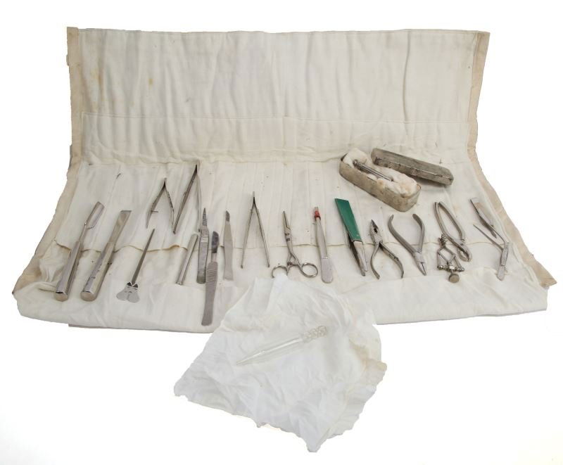 LOT OF VINTAGE DENTISTRY TOOLS AFRICAN MISSIONARY: Nickel plated (?) tools marked with "Betz", "Germany", "Pilling Phila" and "Huber & Link A-G". Also included is a syringe in a metal case with different sized needles and sucher needles. All are in ve