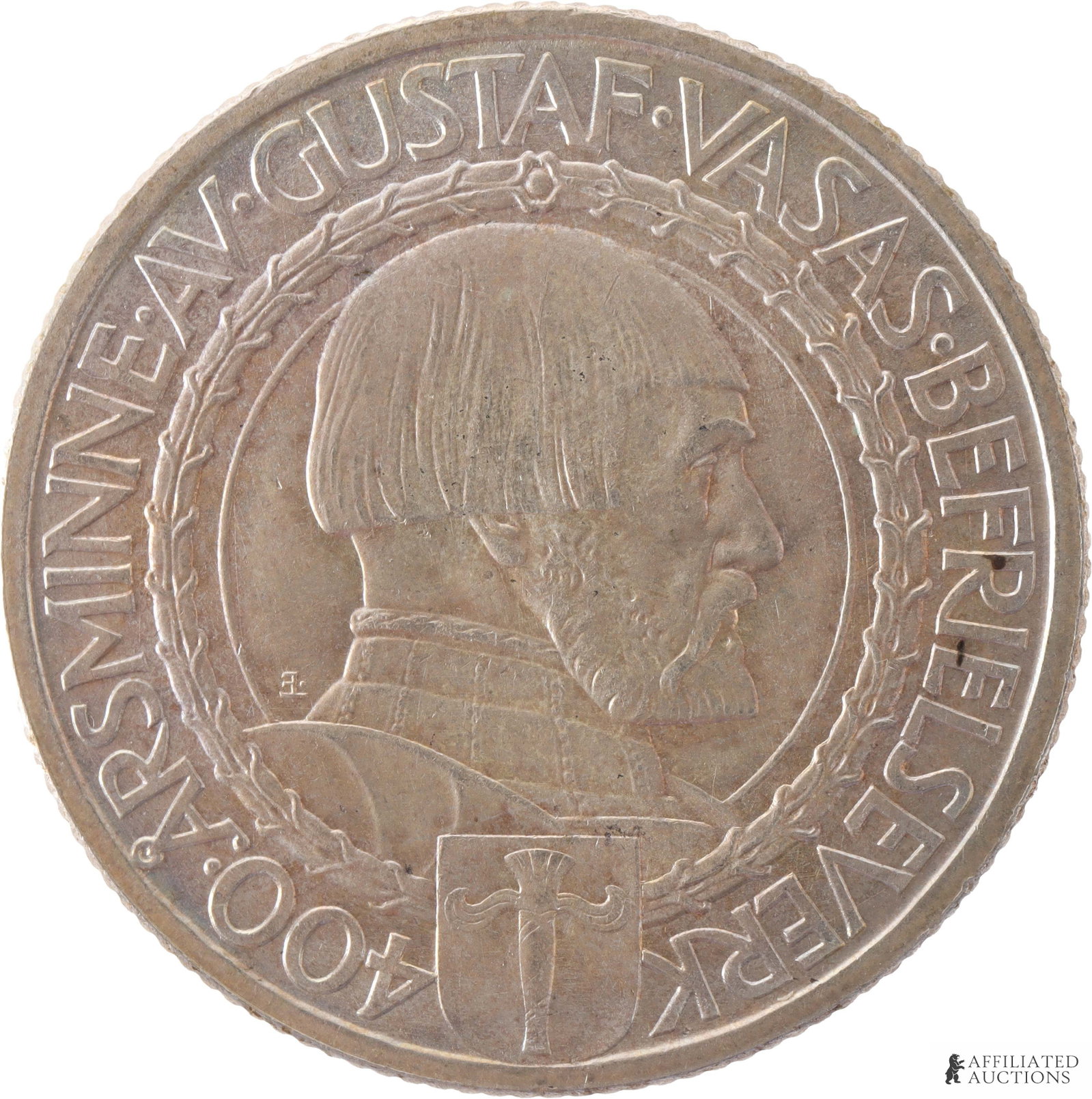 1921 Swedish 2 Kronor Silver Mint Coin (1 of 2)