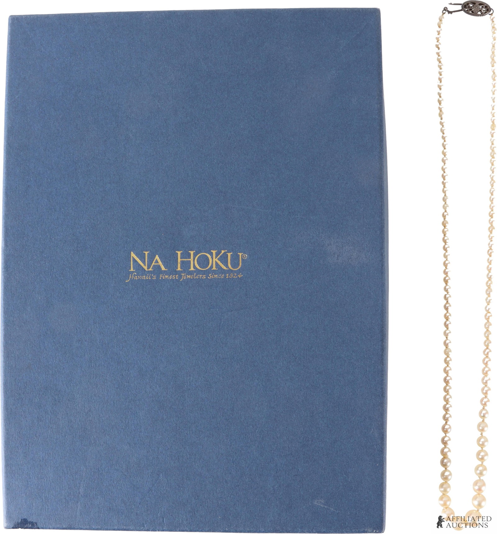 Na Hoku Pearl Necklace: Na Hoku Pearl Necklace. Pearls range from 3mm to 8mm. Necklace is in original box with original white protective envelope. The envelope includes a vintage picture of a woman wearing the necklace.