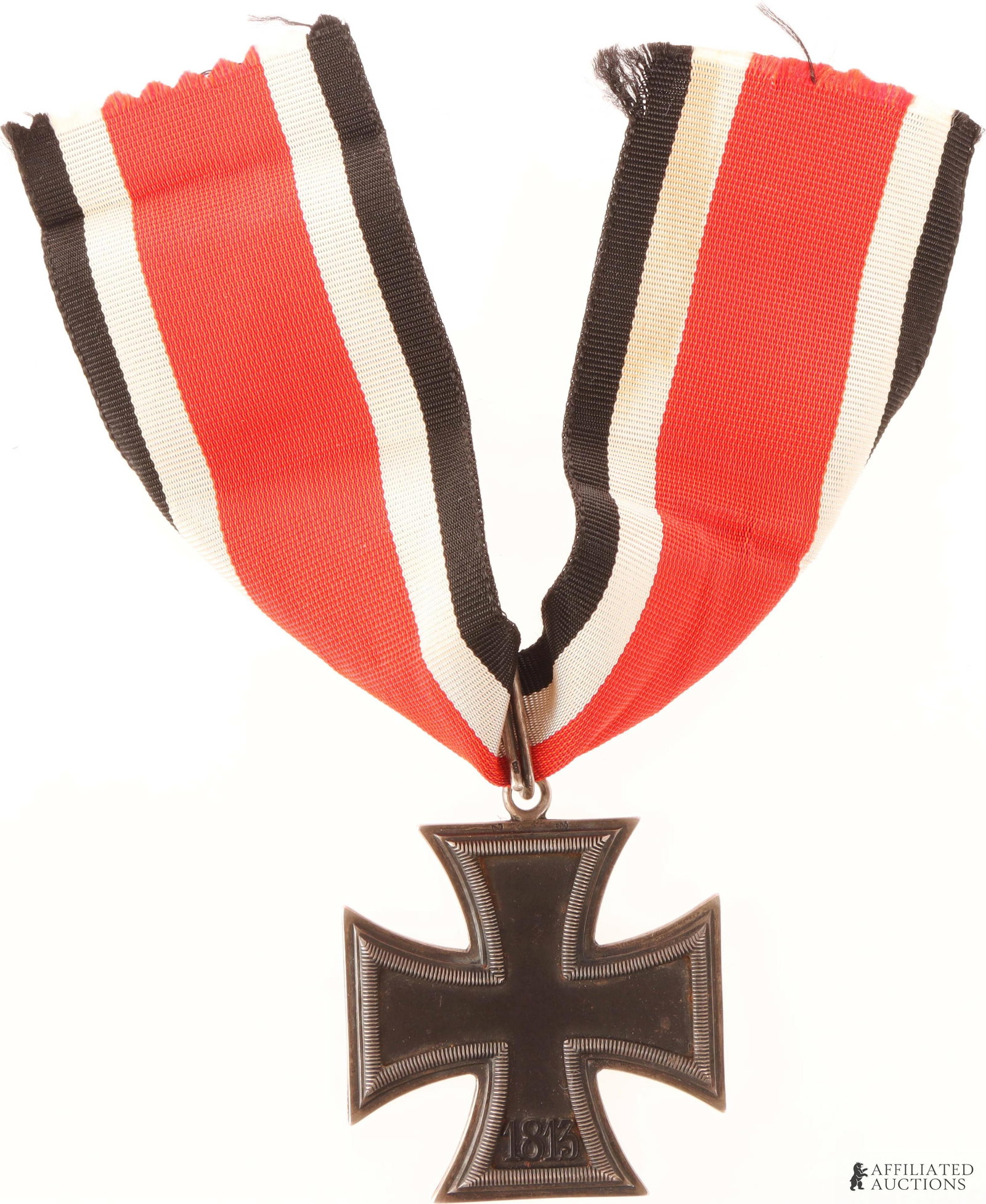 Knights Cross of the Iron Cross WWII German Reich: A 1939 German Knight's Cross of the Iron Cross, featuring a canted swastika and year '1939' in relief on the obverse and '1813' in relief on the reverse. Construction is black magnetic iron core set i