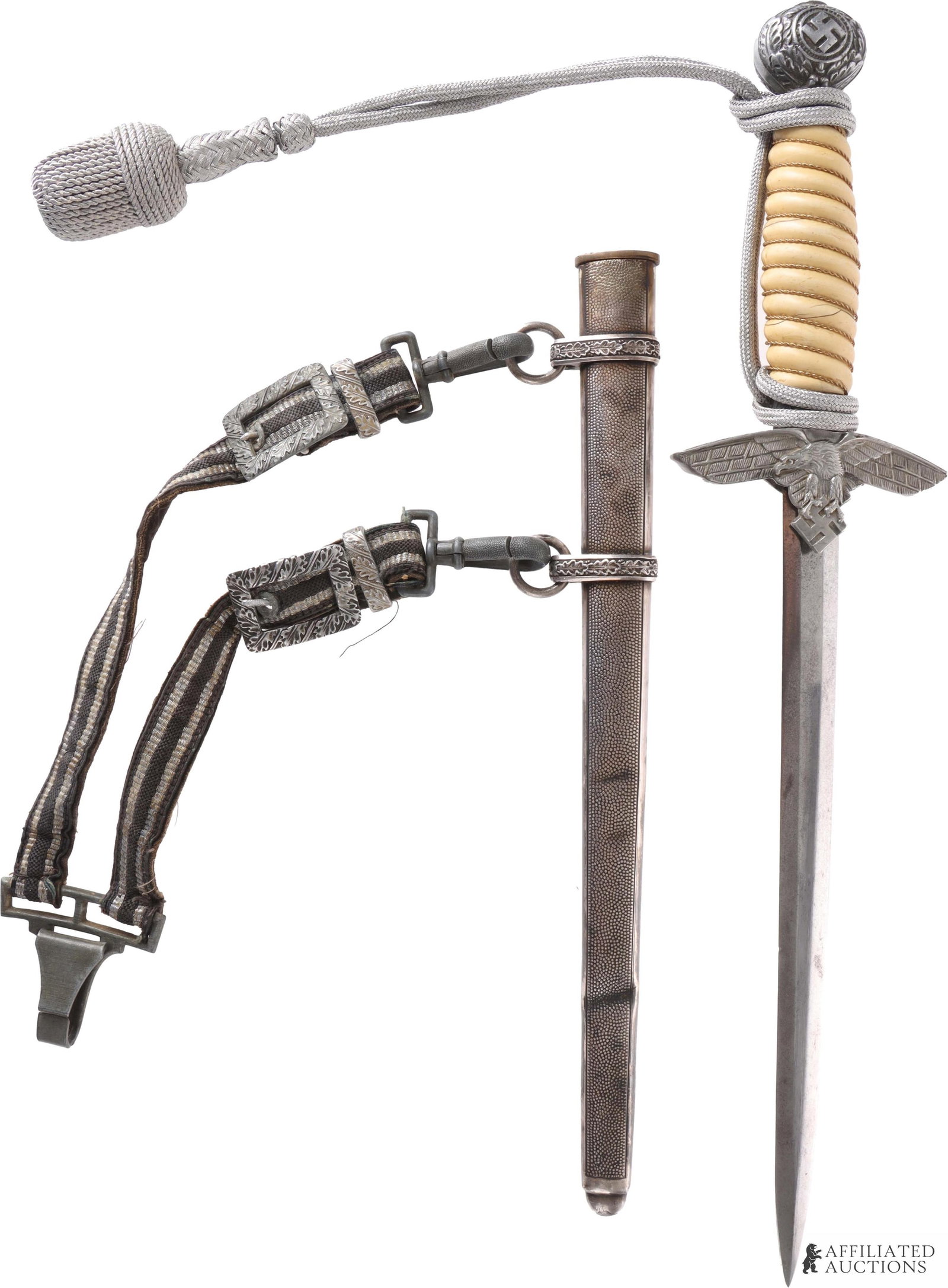 Luftwaffe Dagger W/ Scabbard, Hanger & Portepee (1 of 5)