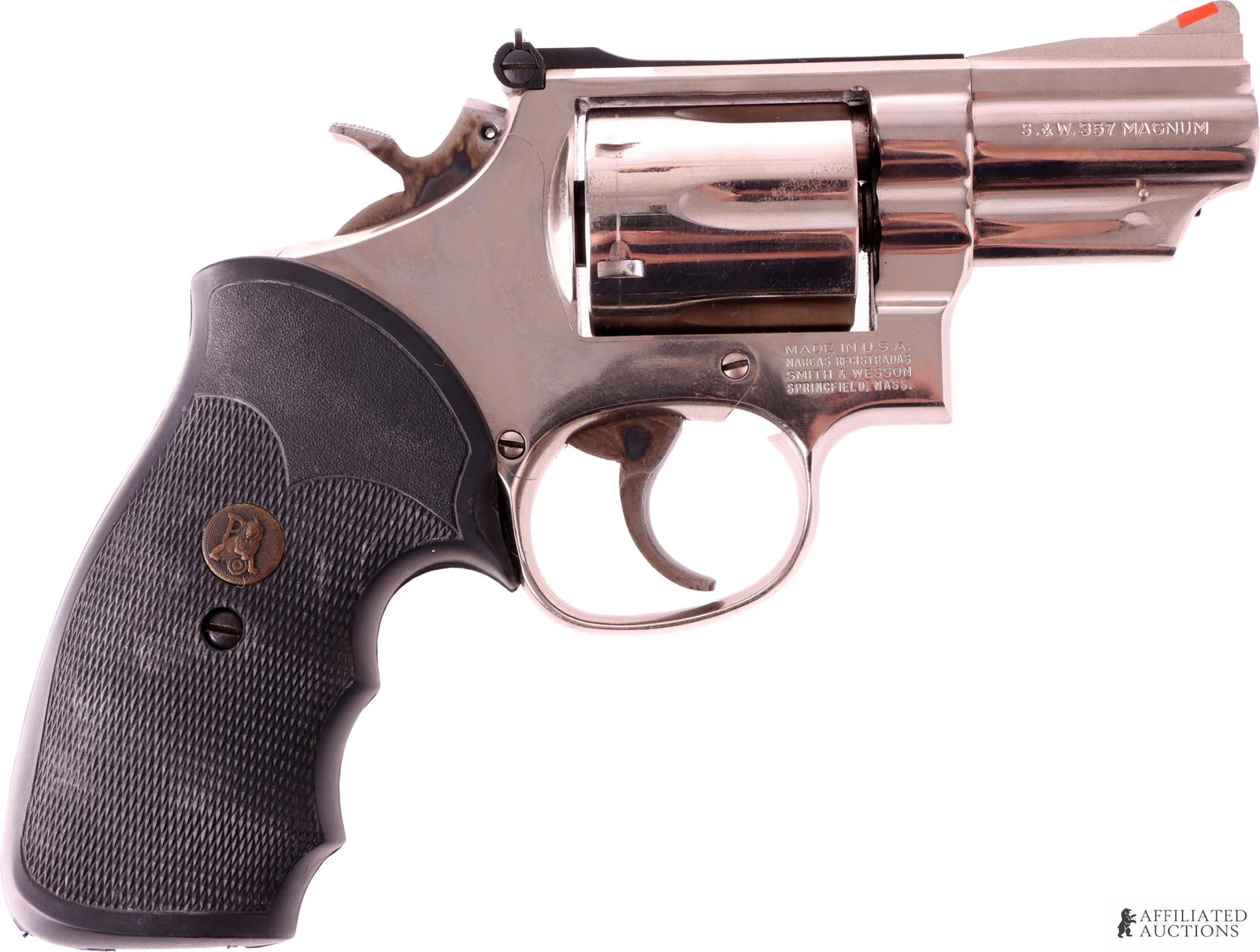 Smith & Wesson Model 19-5 Combat Magnum Revolver (1 of 8)